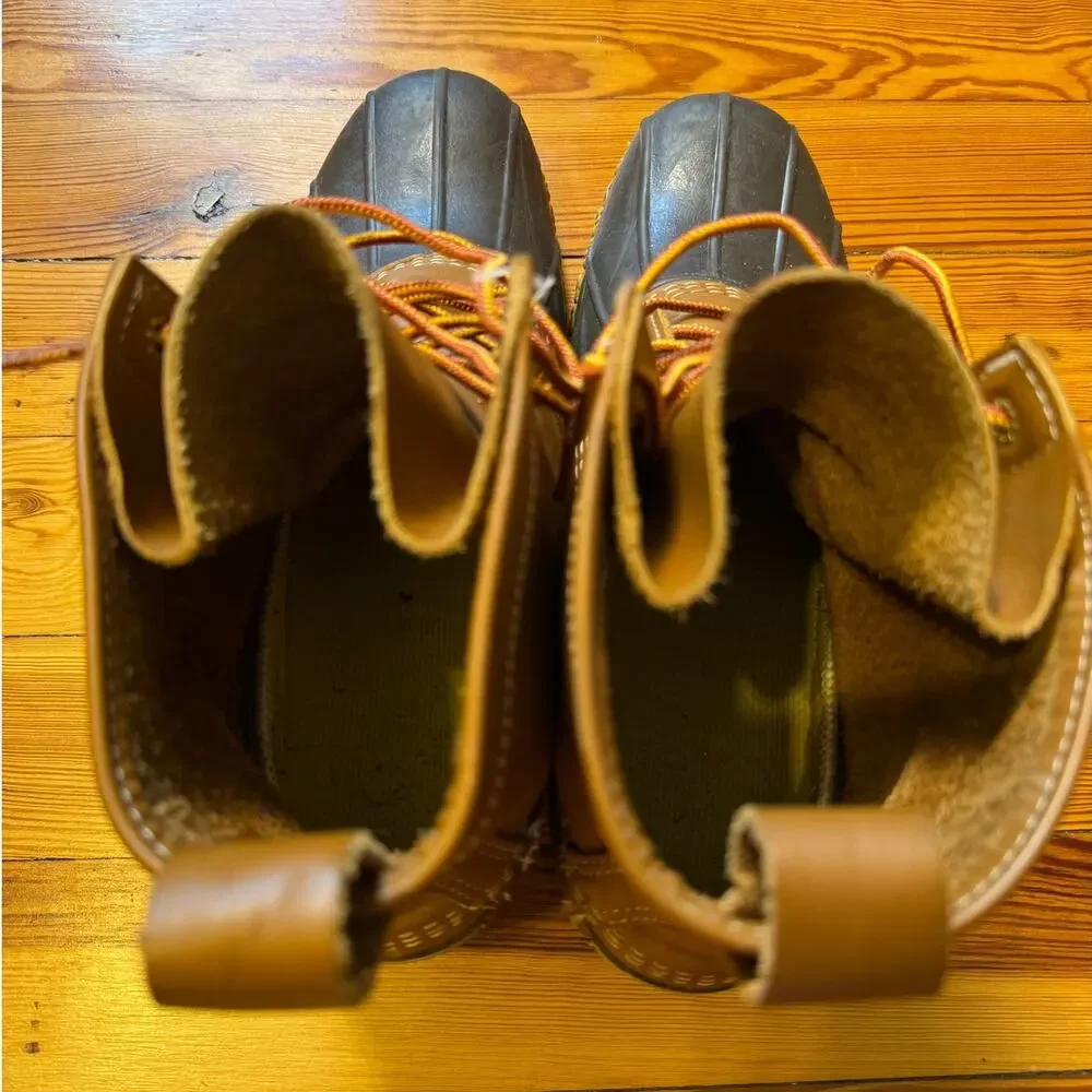 L.L. Bean excellent light